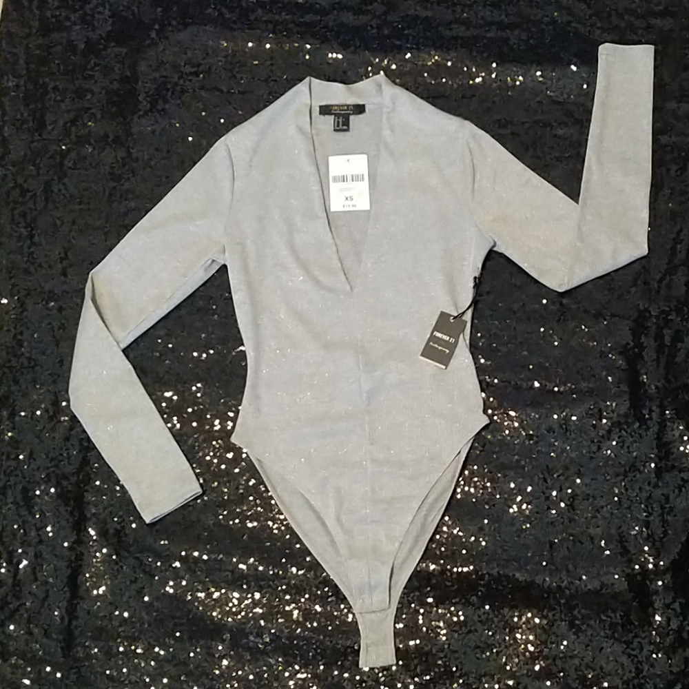 Silver shimmer bodysuit 🤑